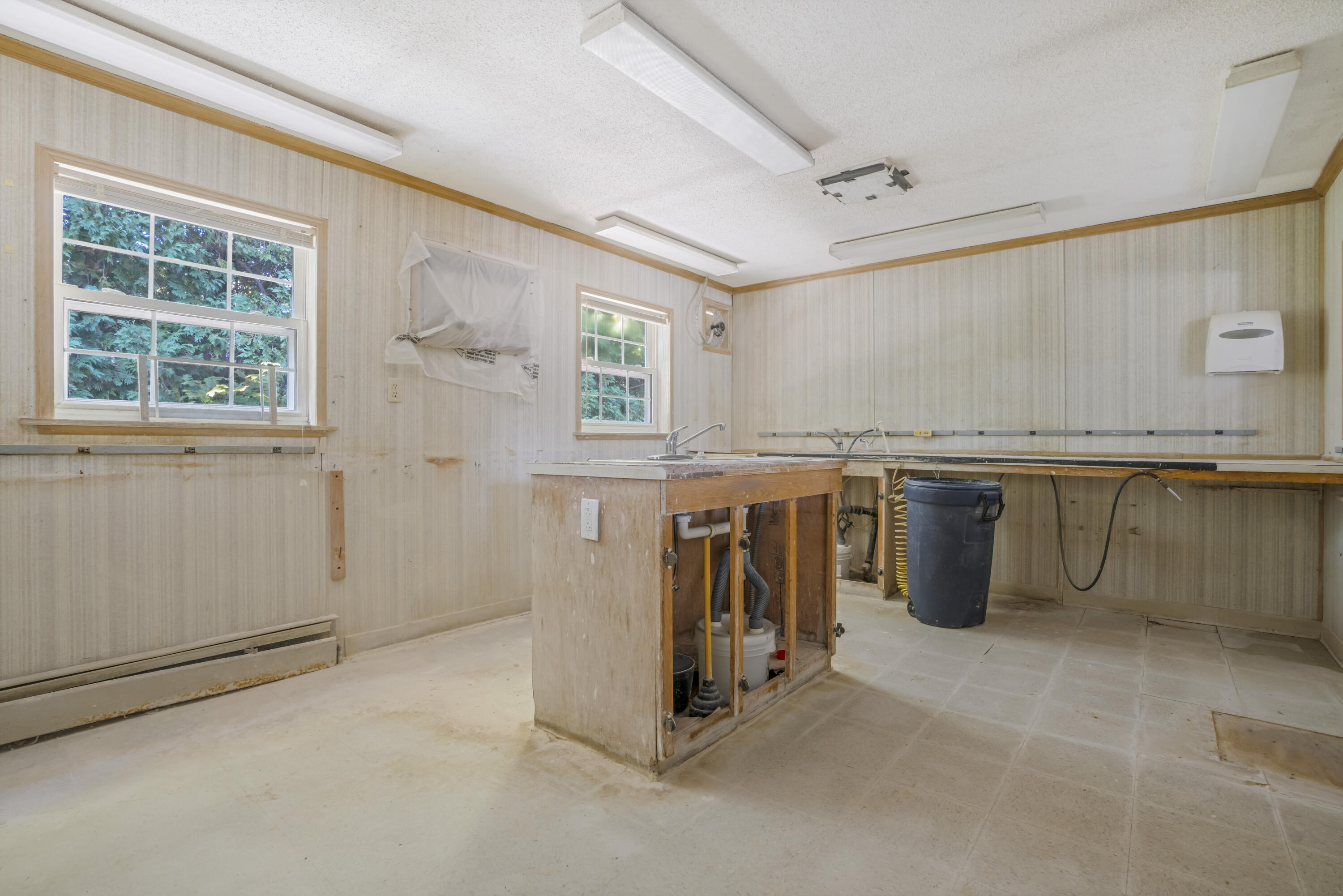 85 Hall Road