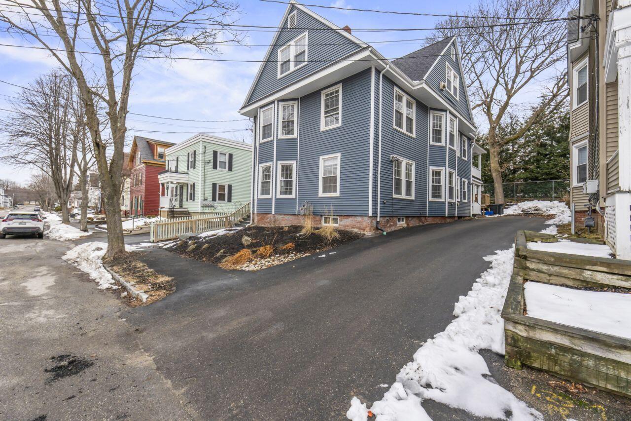53 Nichols Street