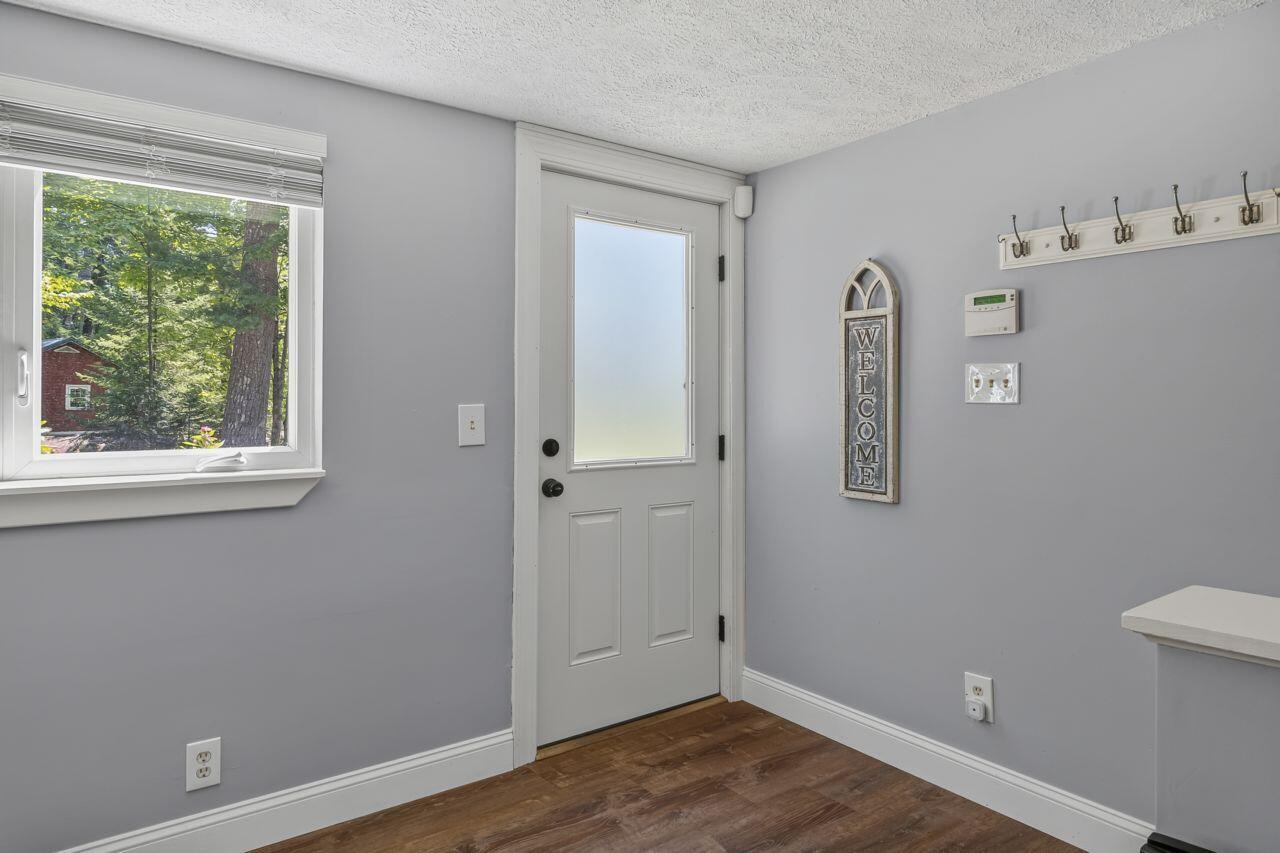 6 Page Brook Road