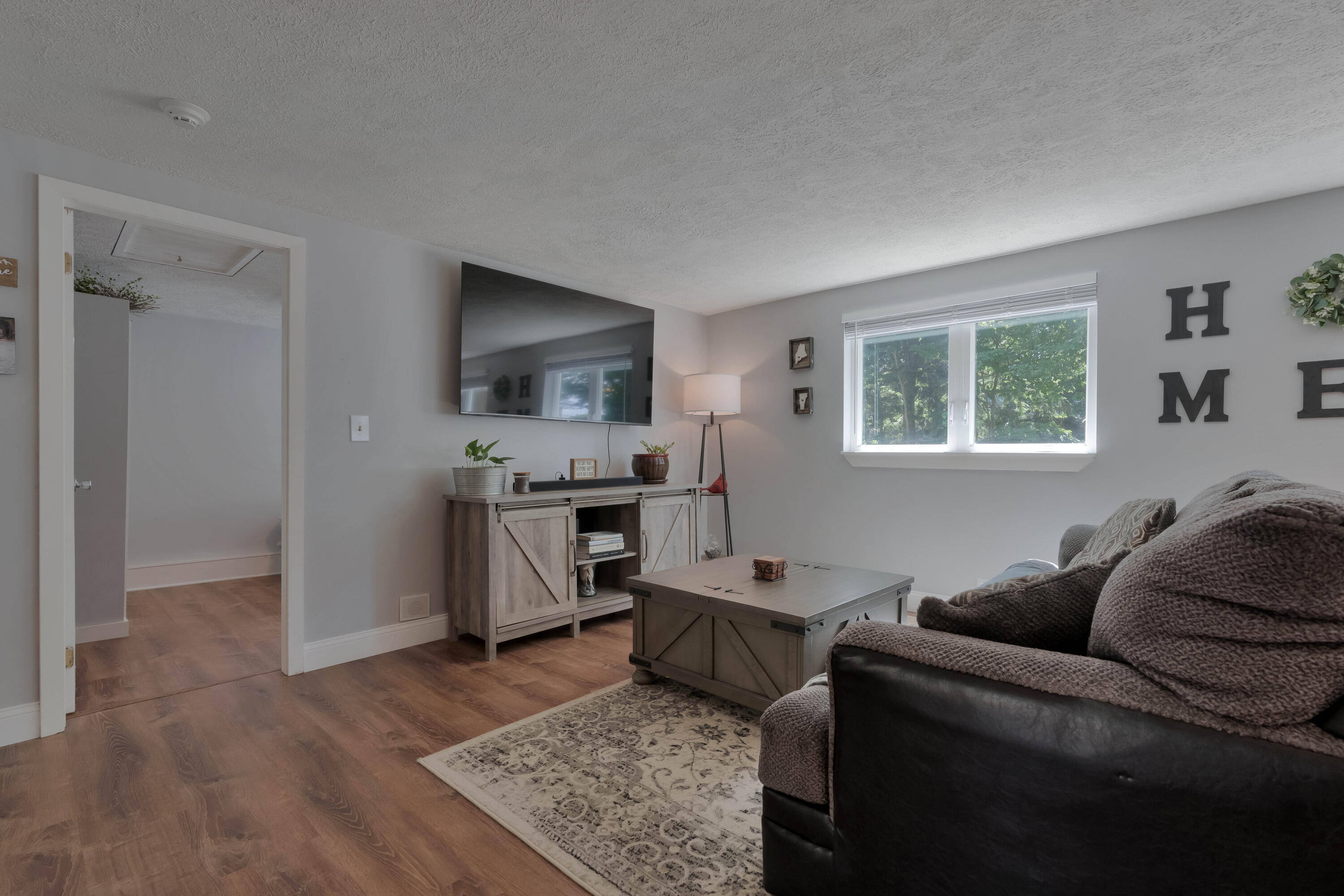 6 Page Brook Road