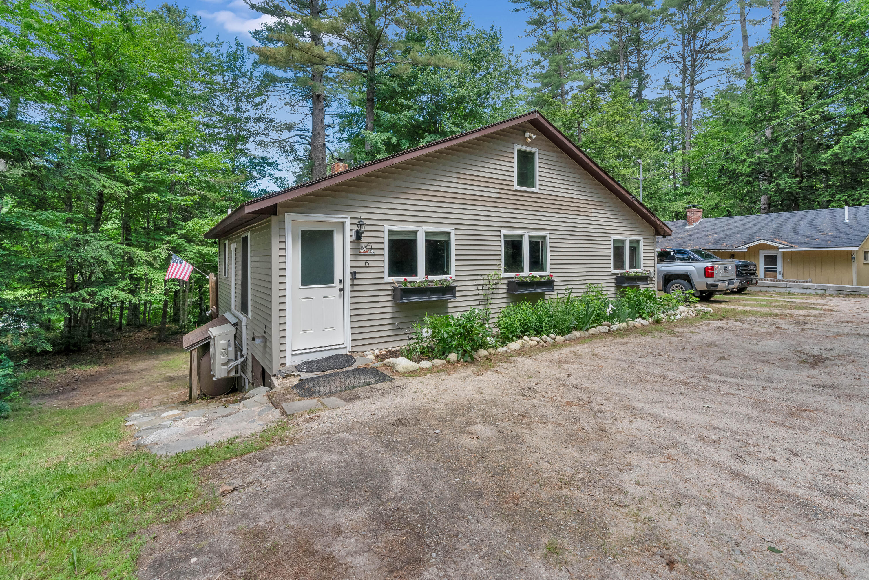 6 Page Brook Road