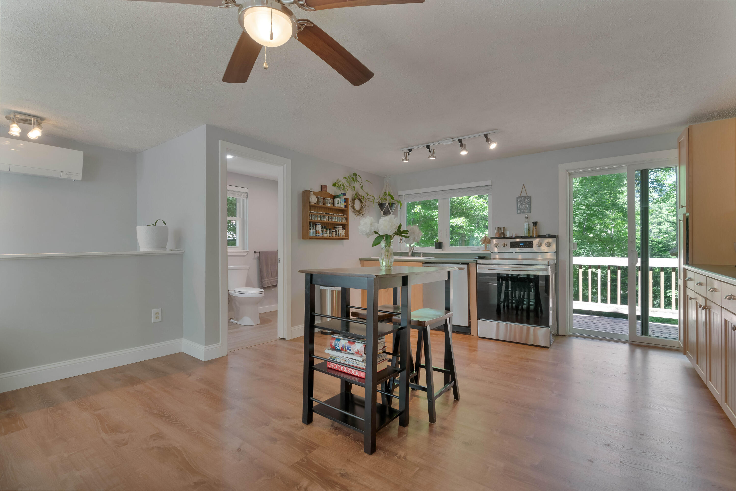 6 Page Brook Road