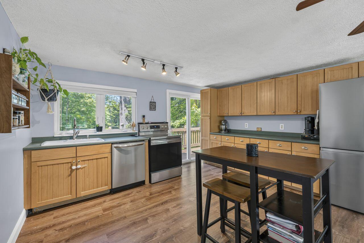 6 Page Brook Road