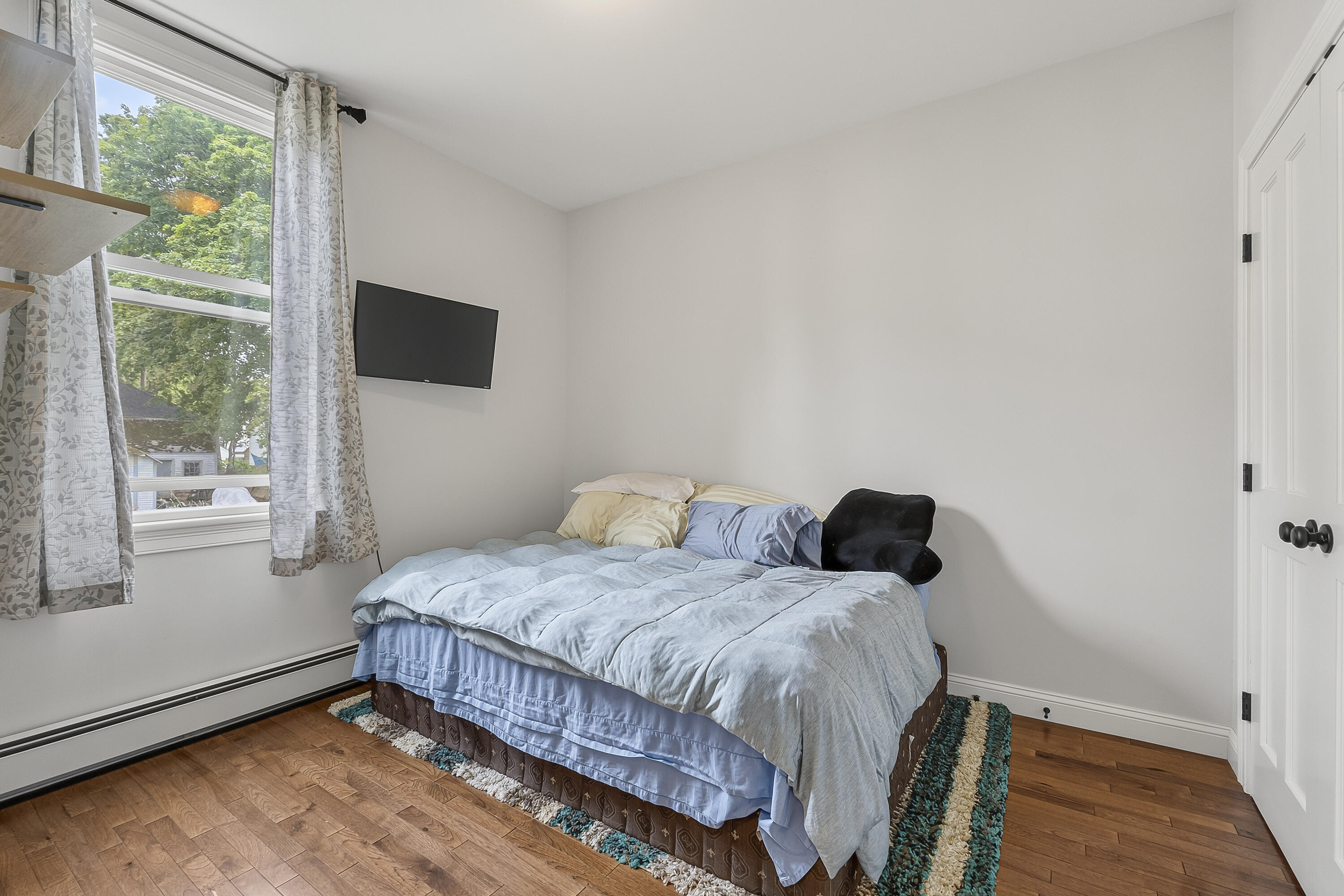 94 Pleasant Avenue