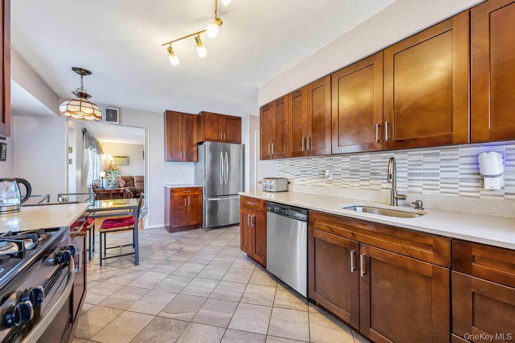 2 Wellesley Lane