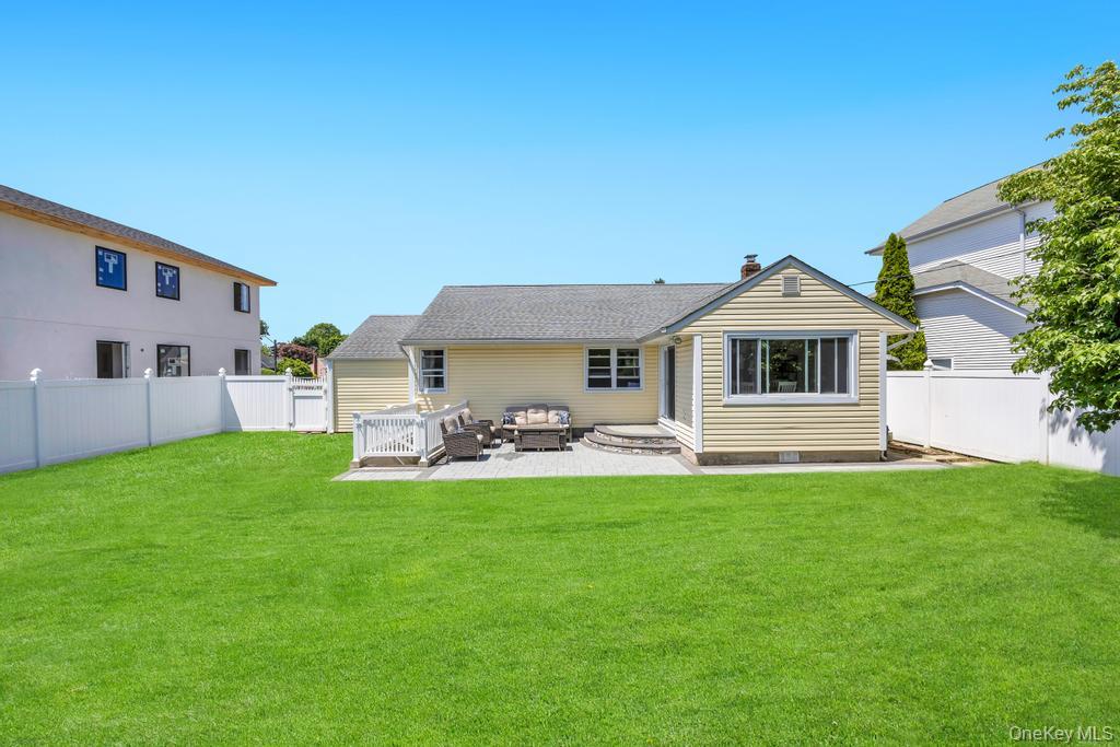 83 E End Avenue