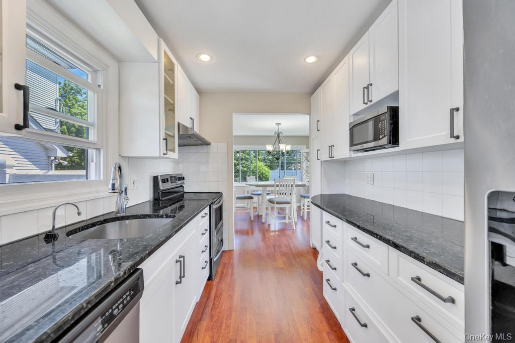 83 E End Avenue