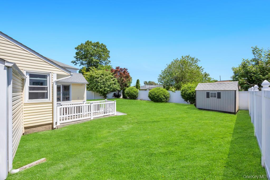 83 E End Avenue
