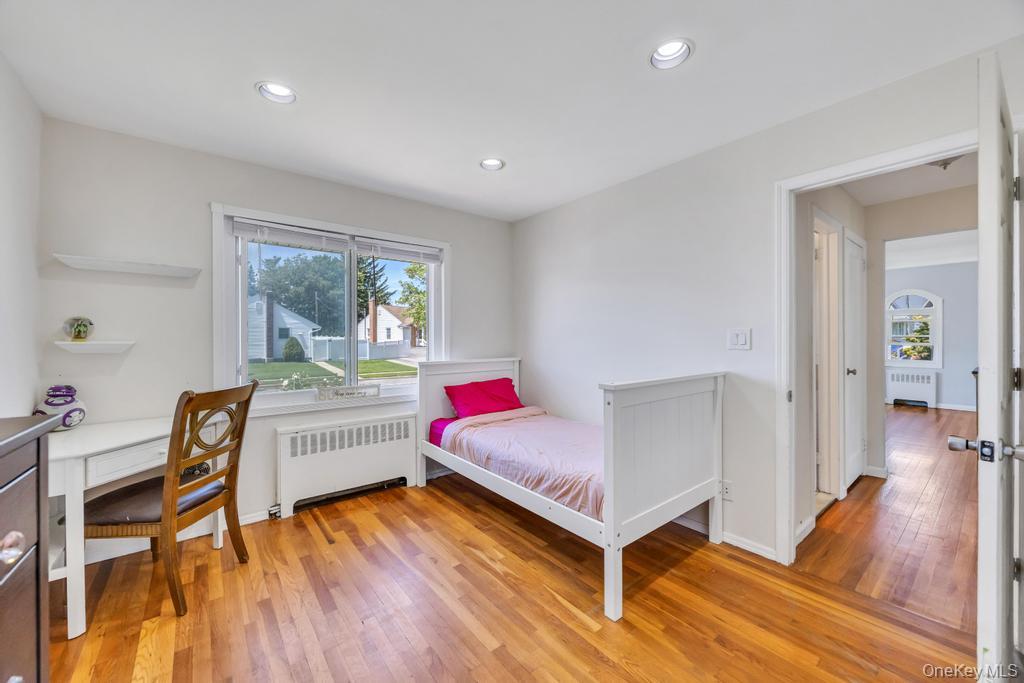 83 E End Avenue