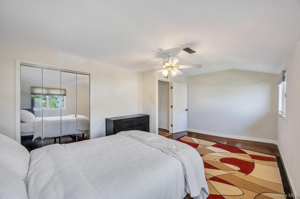 11 Edgewood Drive