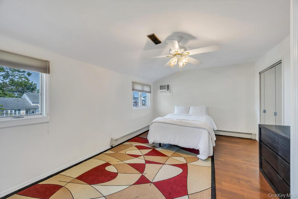 11 Edgewood Drive