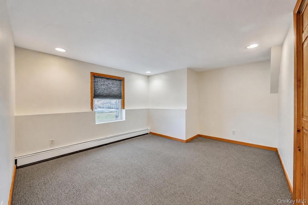 11 Edgewood Drive