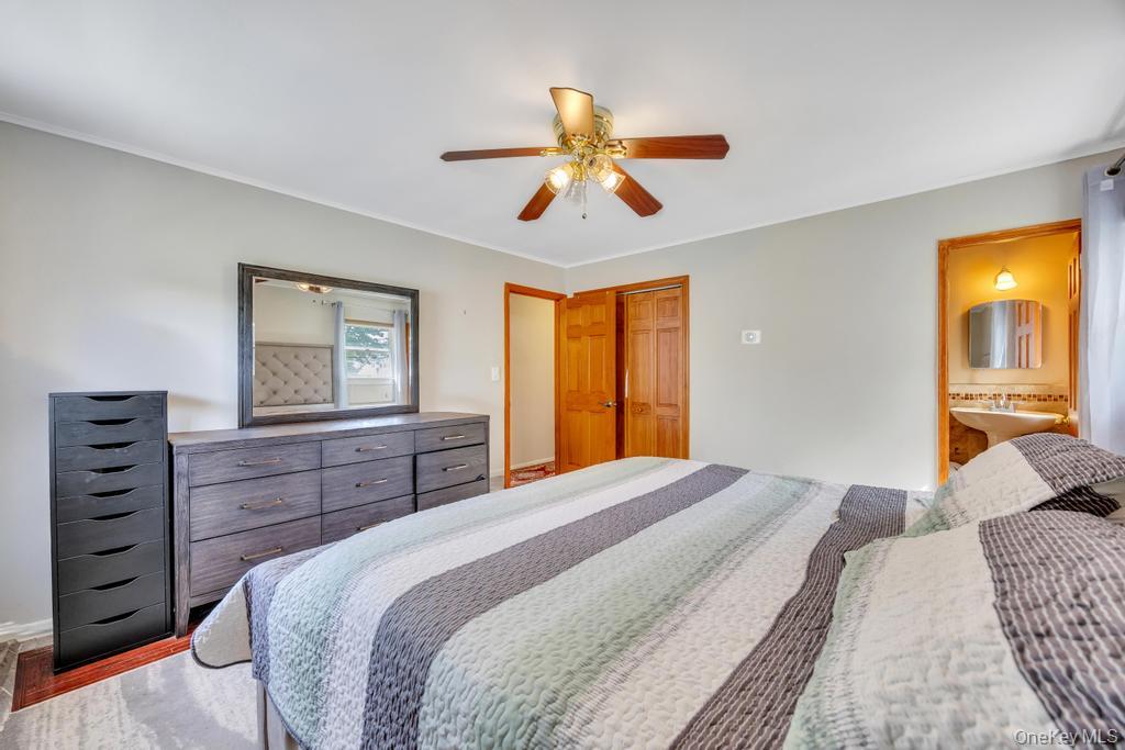 11 Edgewood Drive