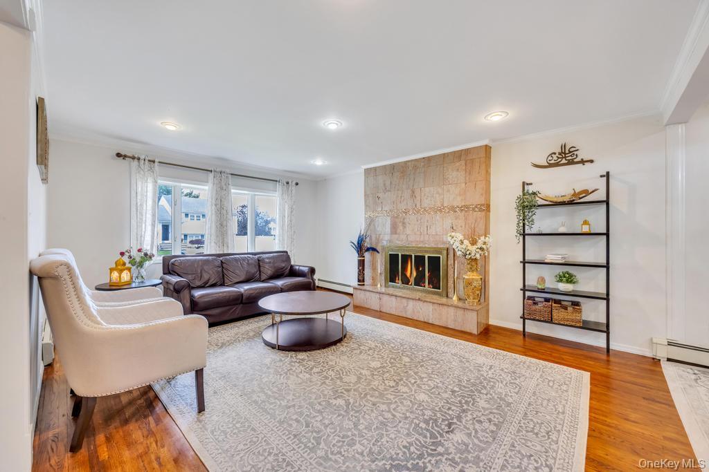 11 Edgewood Drive