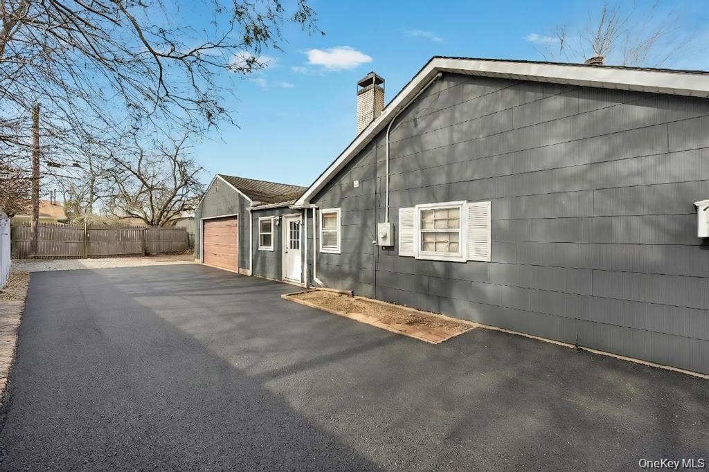 22 Tinder Lane