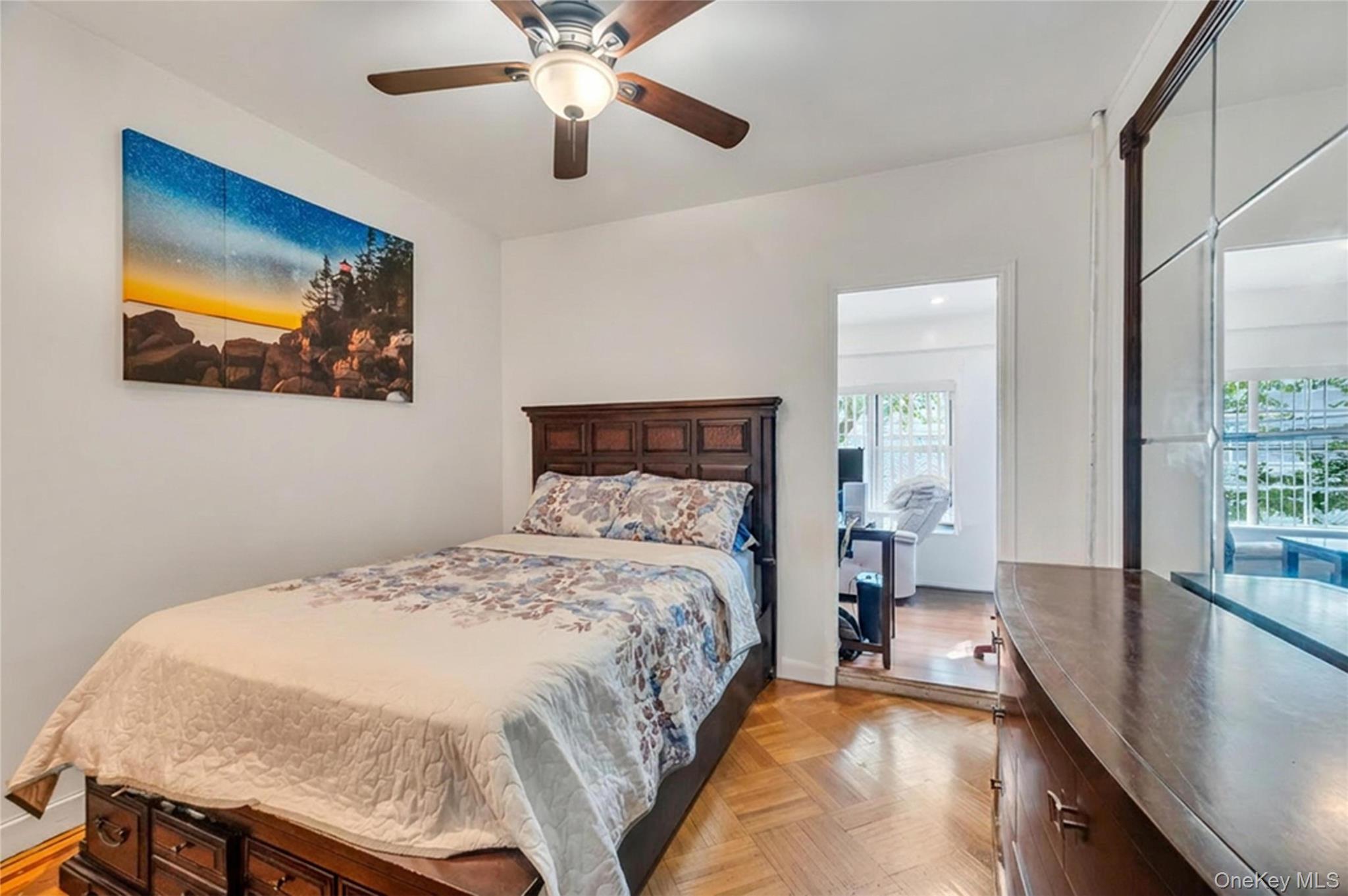 10530 Van Wyck Expressway