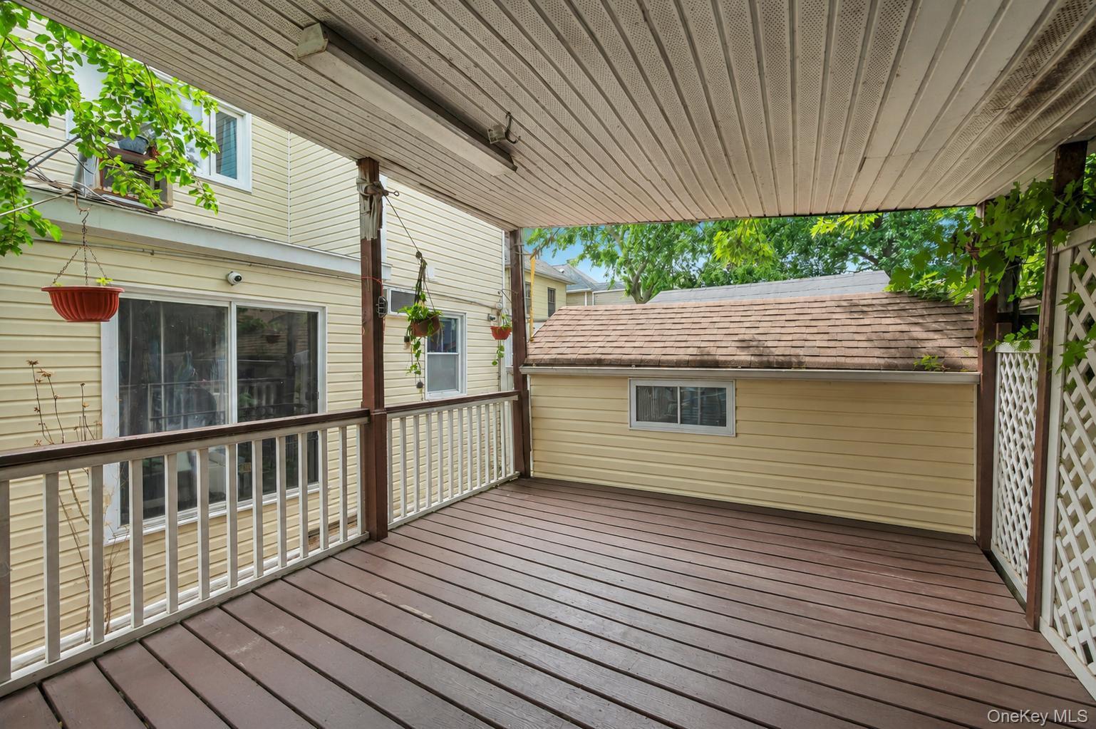 10530 Van Wyck Expressway