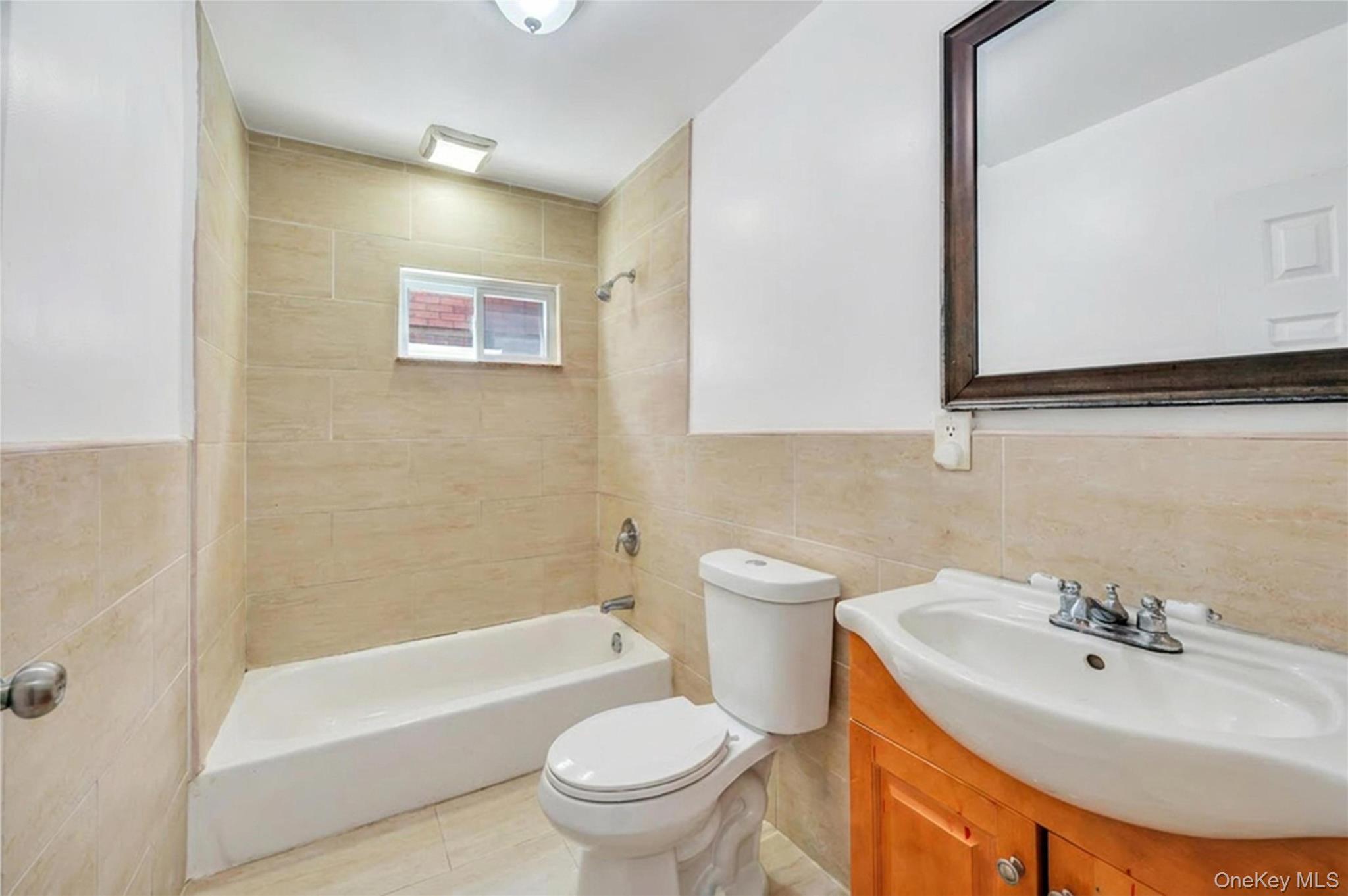 10530 Van Wyck Expressway