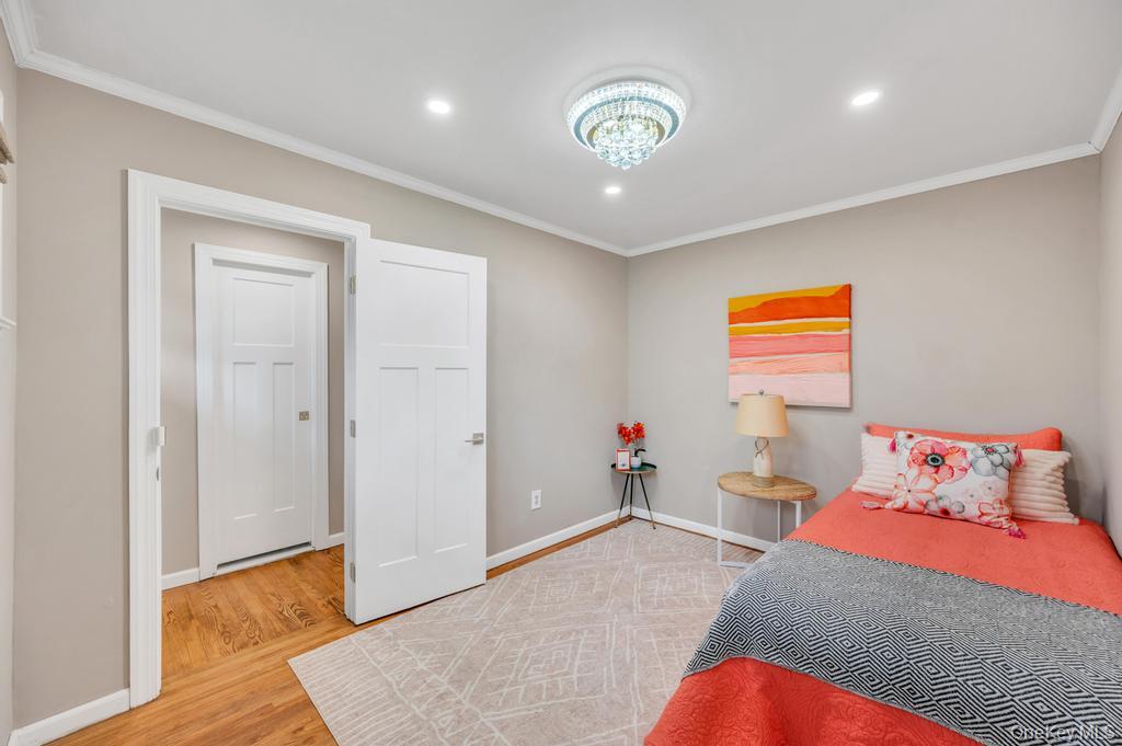 46 Walter Avenue