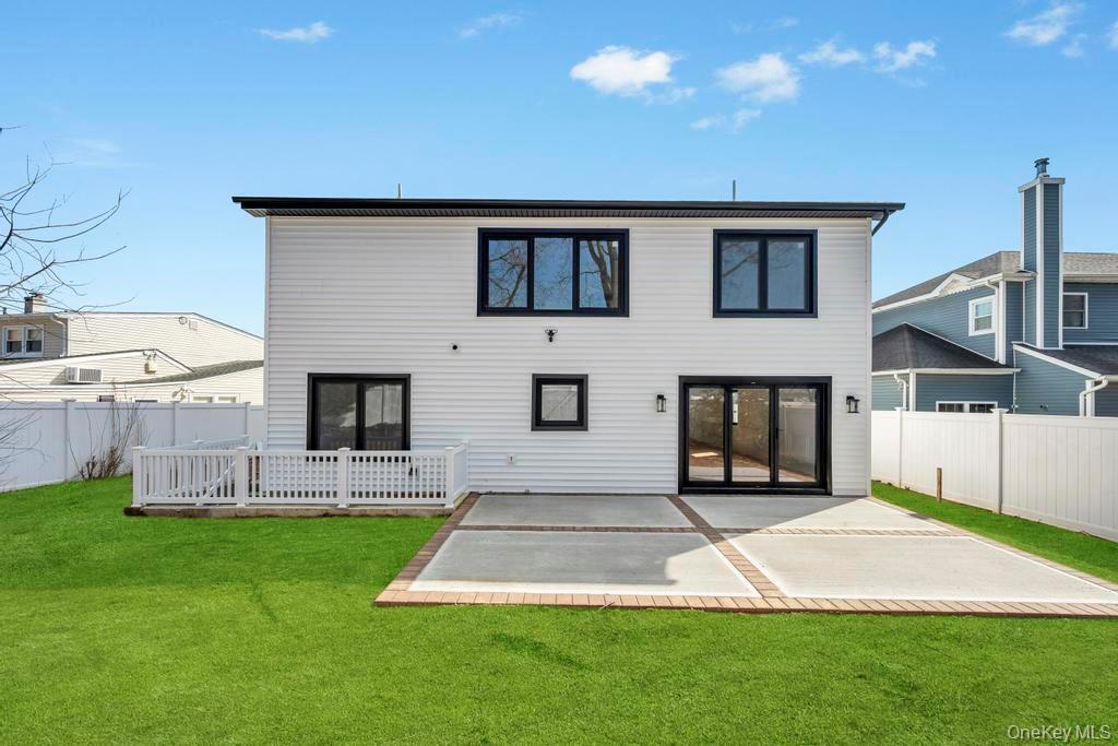 26 Fieldstone Drive