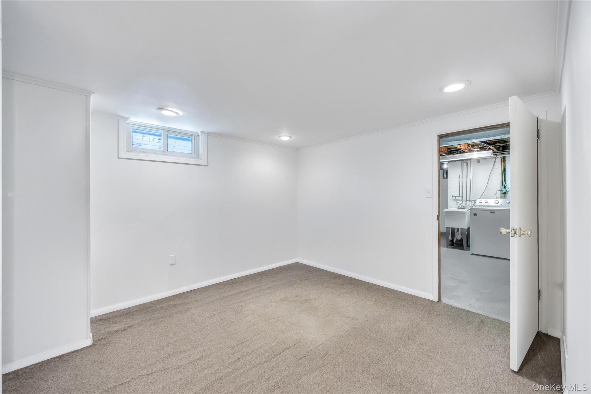 42 Crescent Street