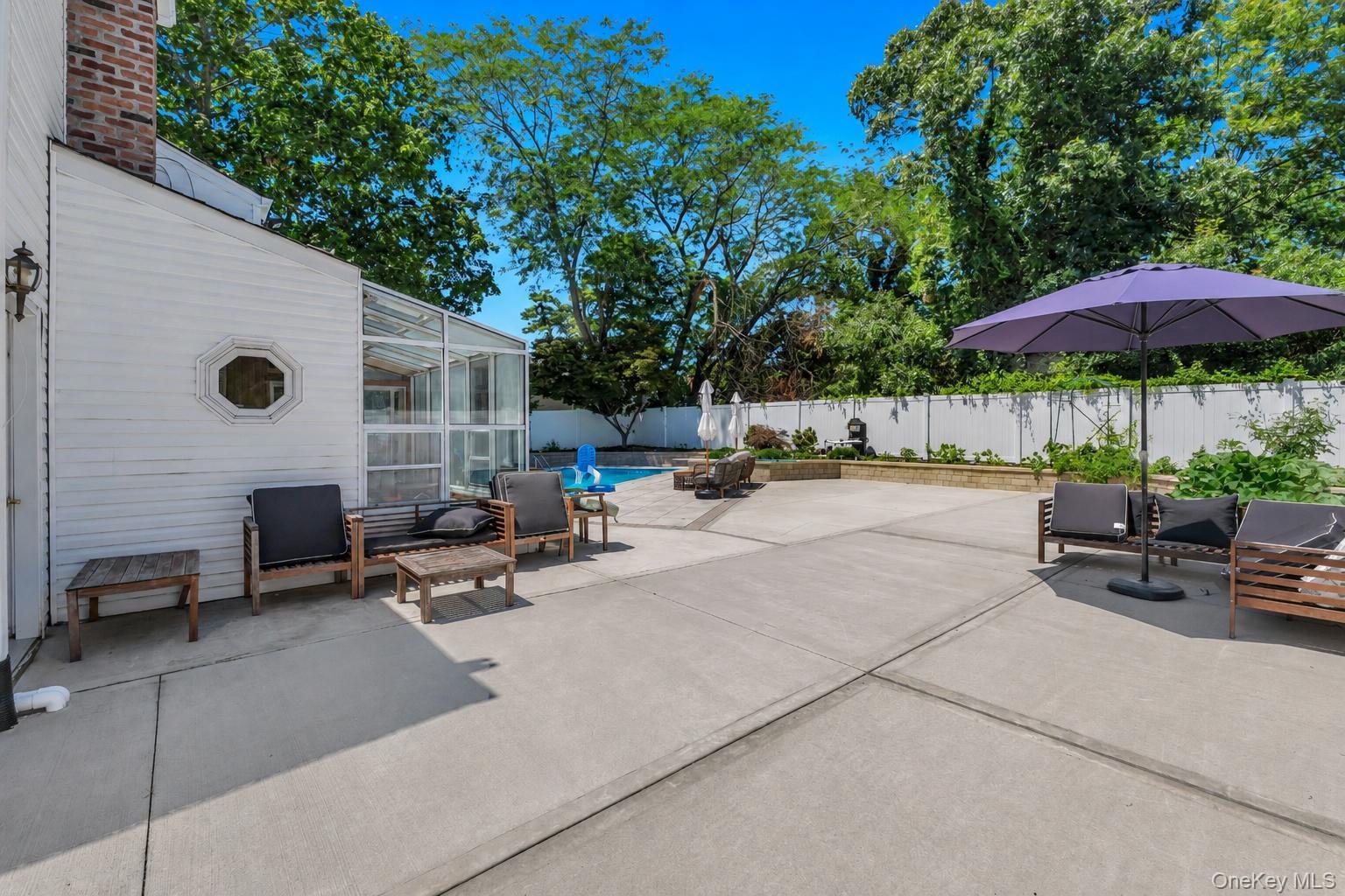 11 Empress Pines Drive