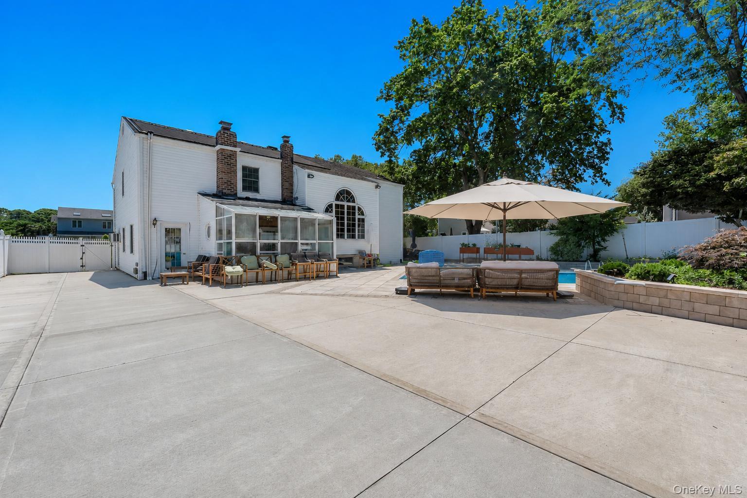 11 Empress Pines Drive
