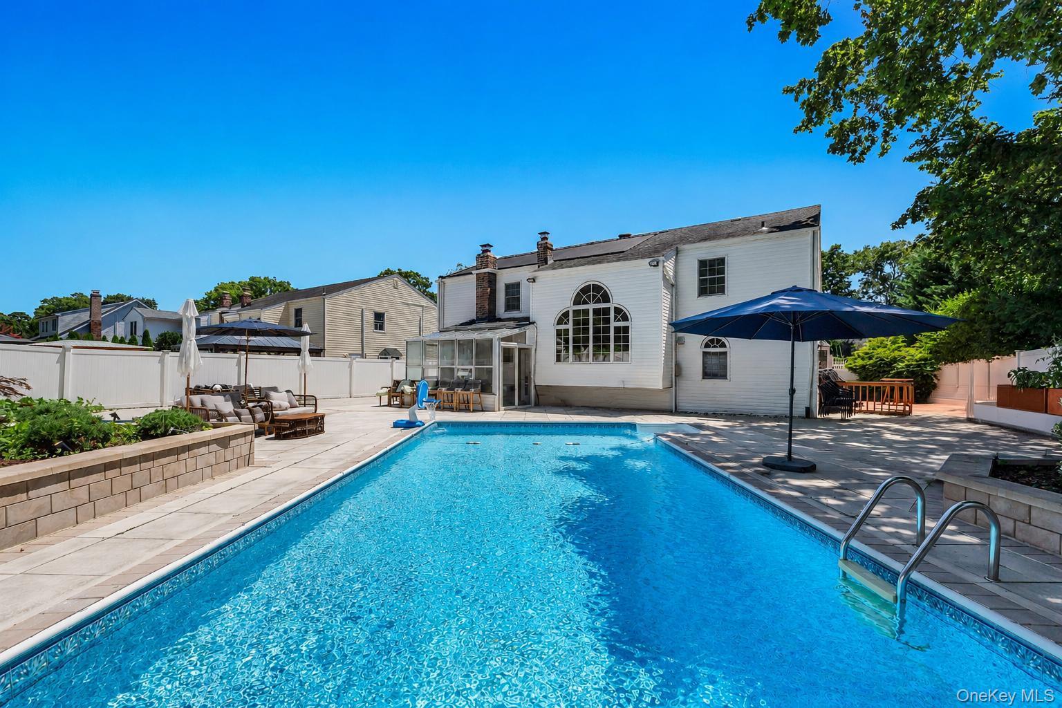 11 Empress Pines Drive