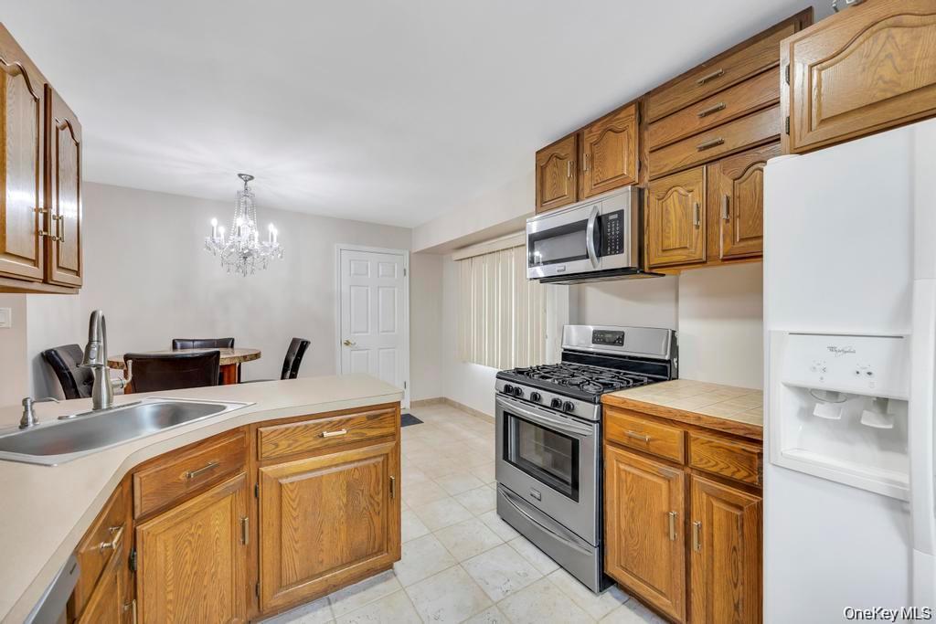 30 Andover Lane