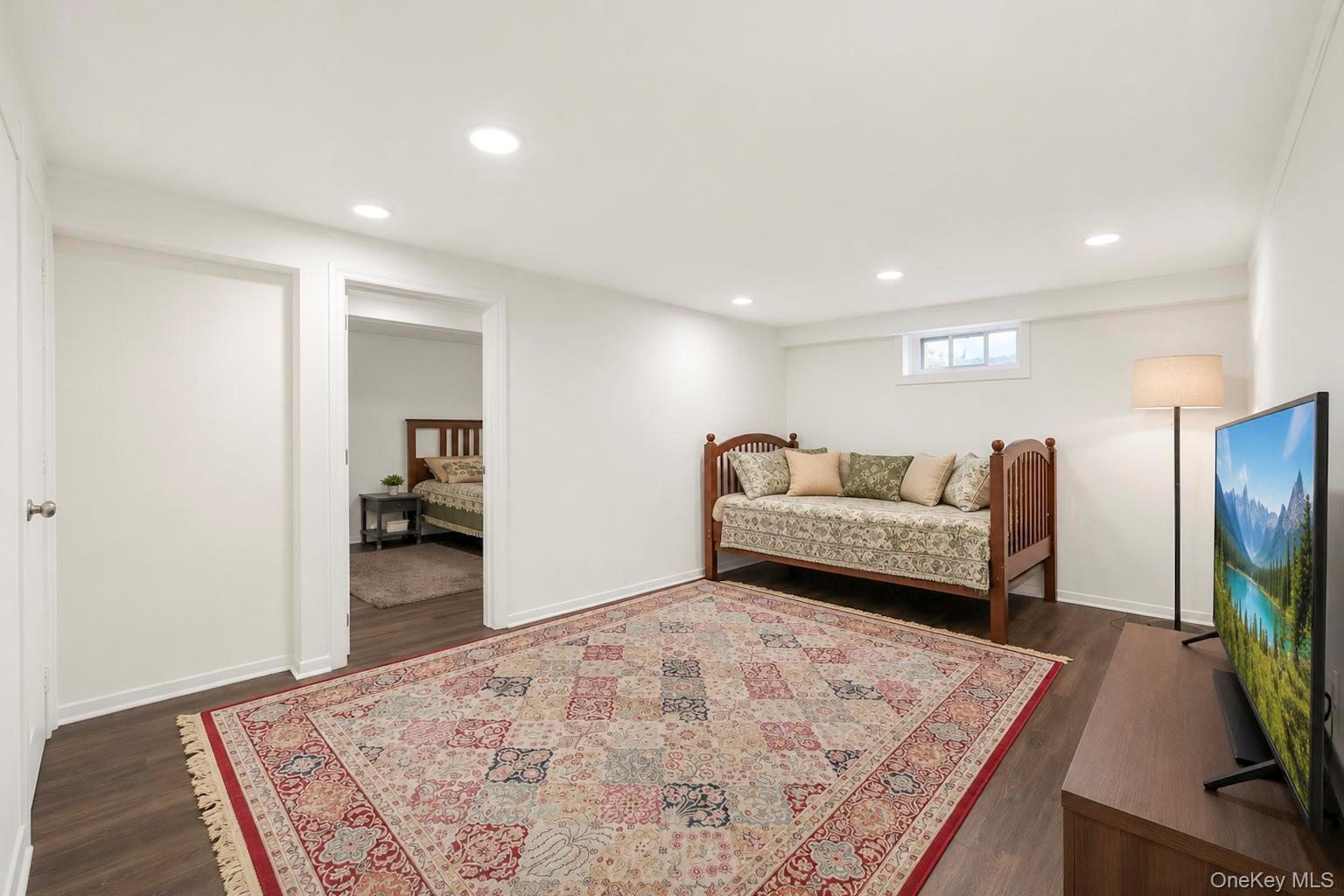 52 E Fenimore Street