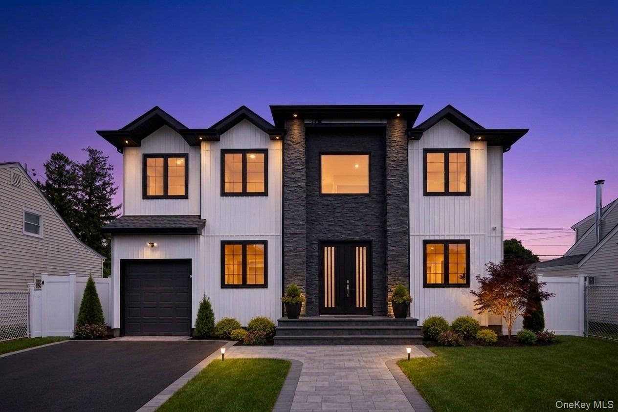 19 Coachman Lane