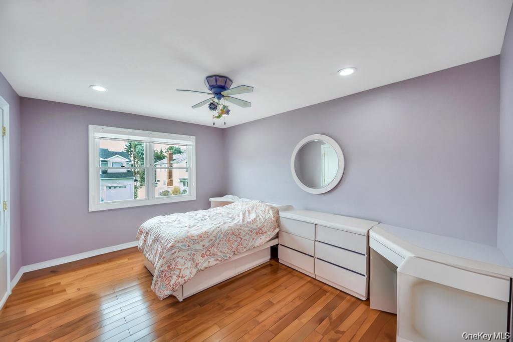 6 Garden Circle