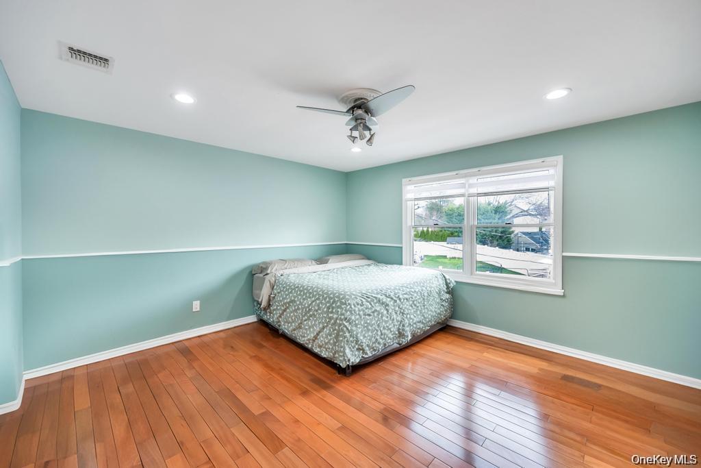 6 Garden Circle