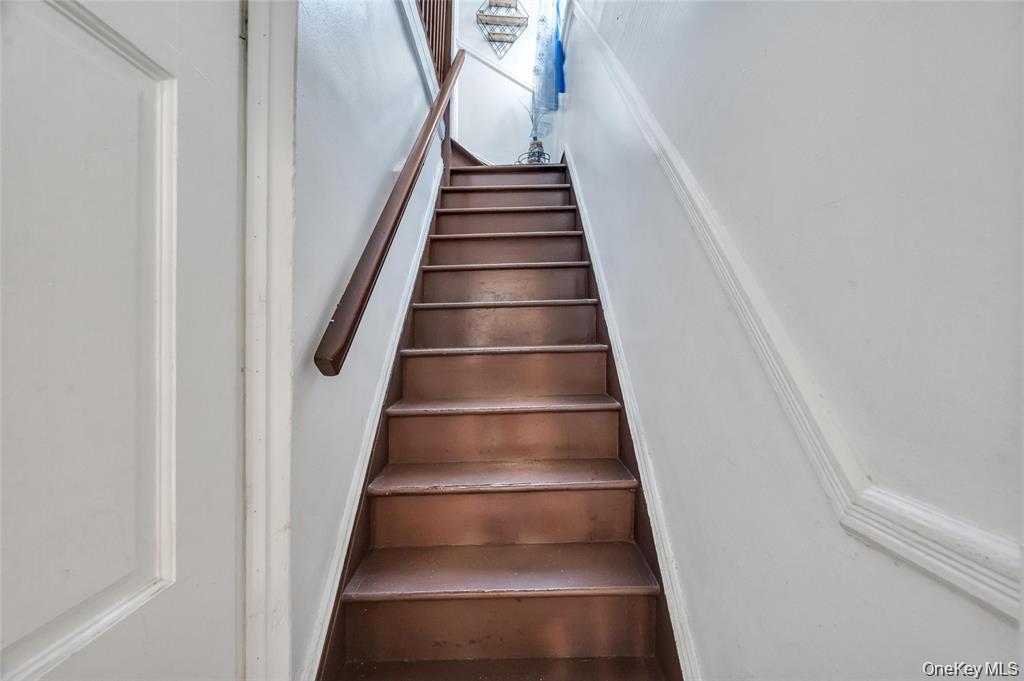10530 Van Wyck Expressway