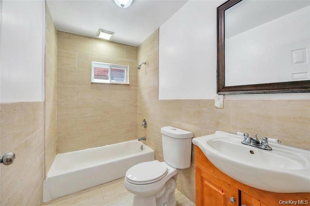 10530 Van Wyck Expressway