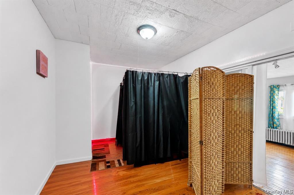 10530 Van Wyck Expressway