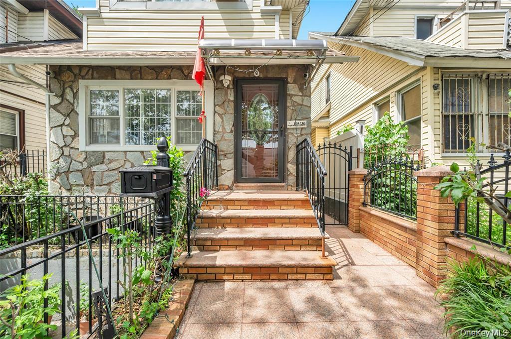 10530 Van Wyck Expressway