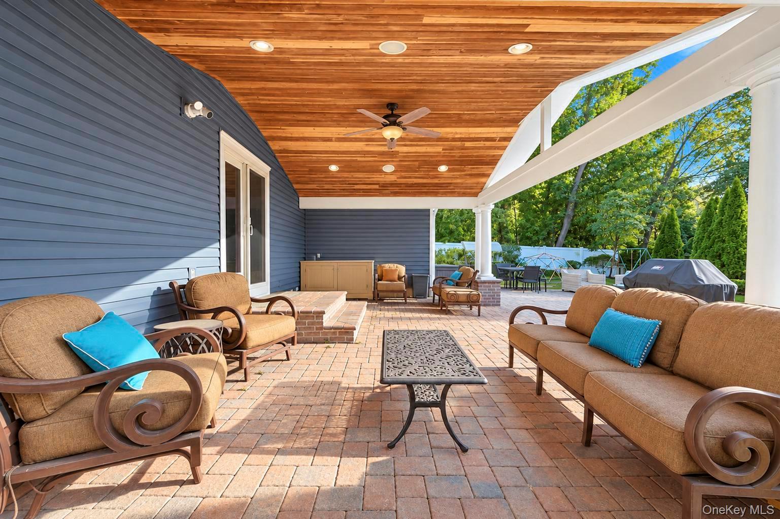 4 Hunting Hill Road
