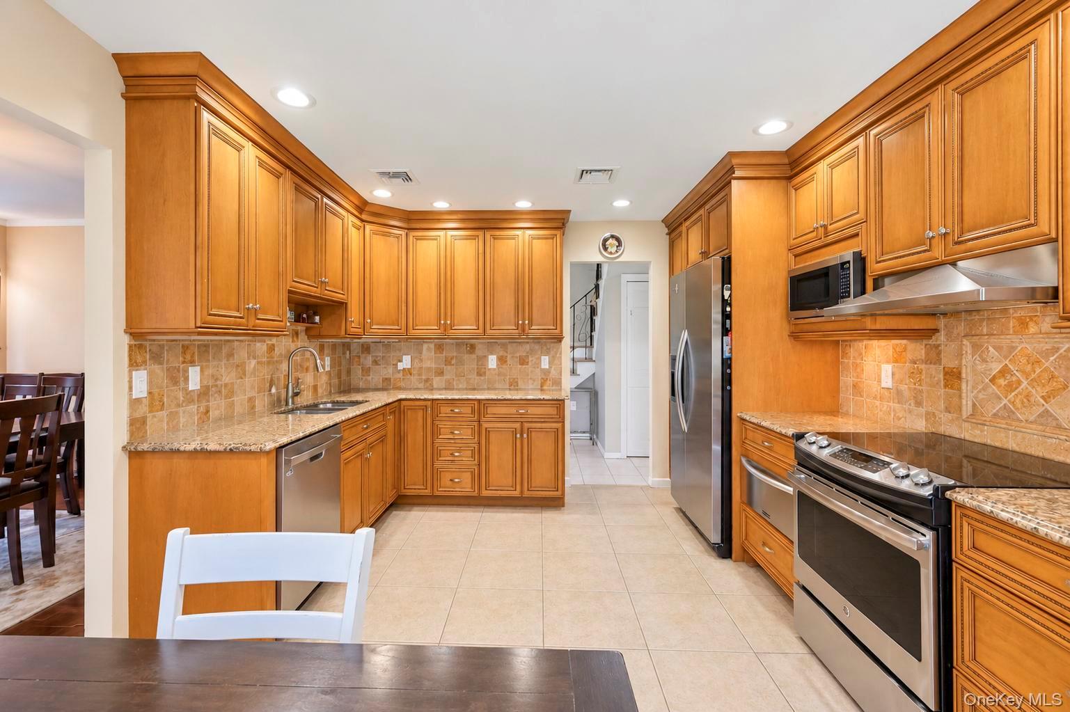 4 Hunting Hill Road