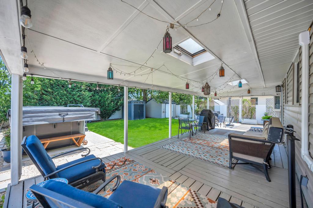 260 9th Street