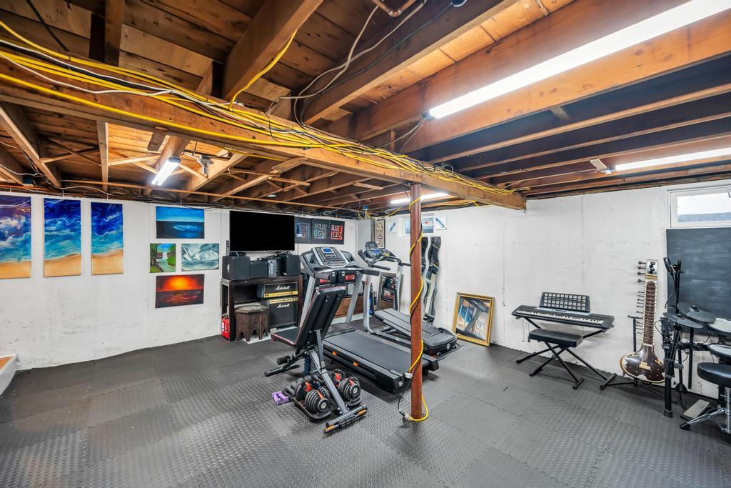 260 9th Street