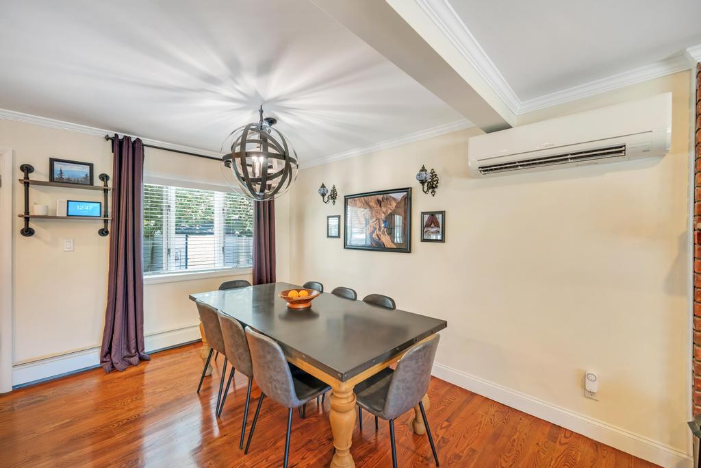 260 9th Street