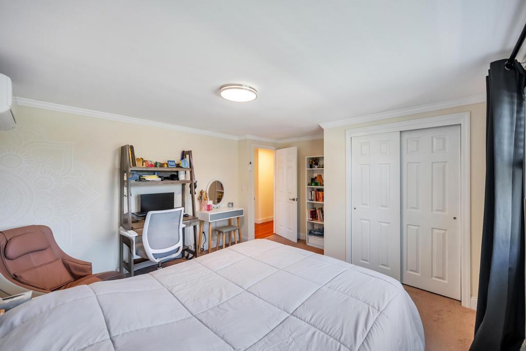 260 9th Street
