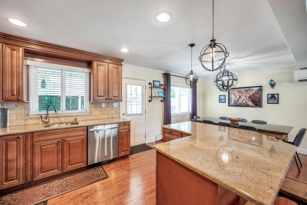 260 9th Street