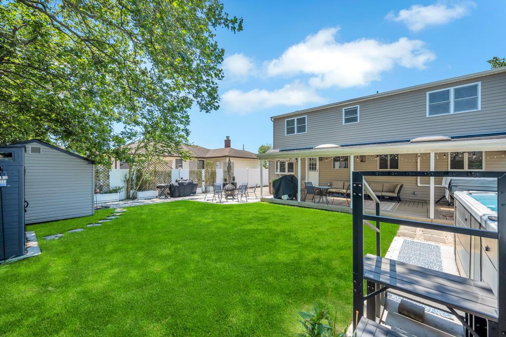 260 9th Street