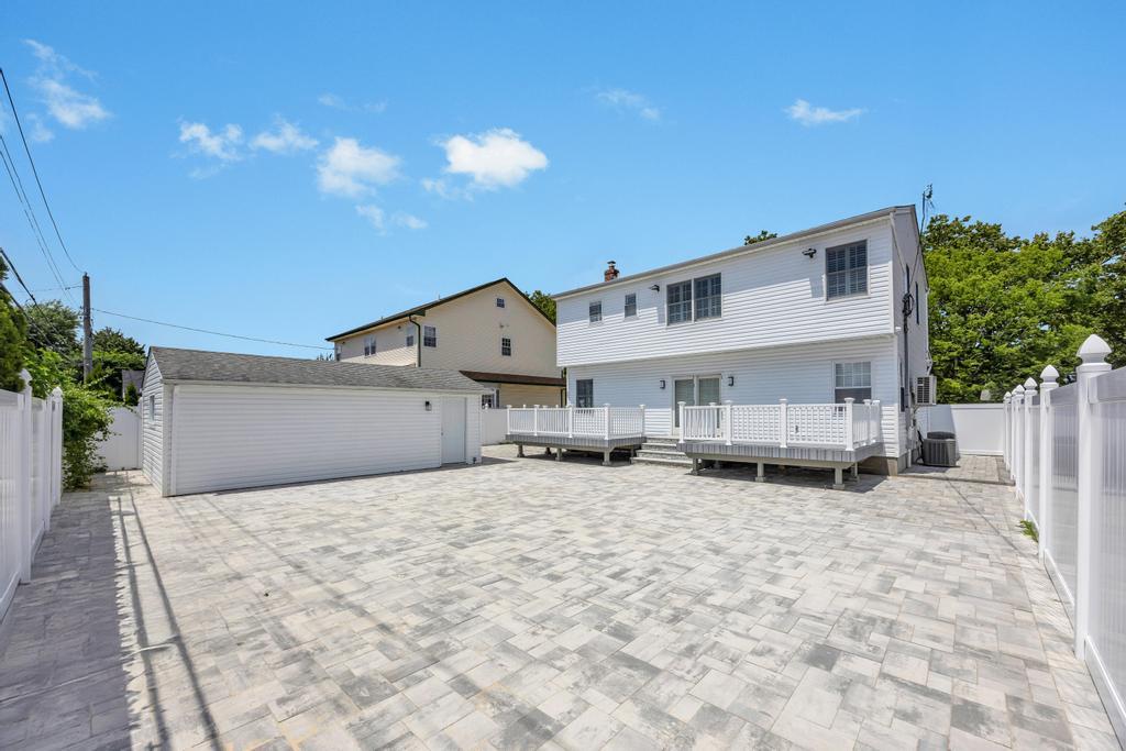 32 Cornell Avenue
