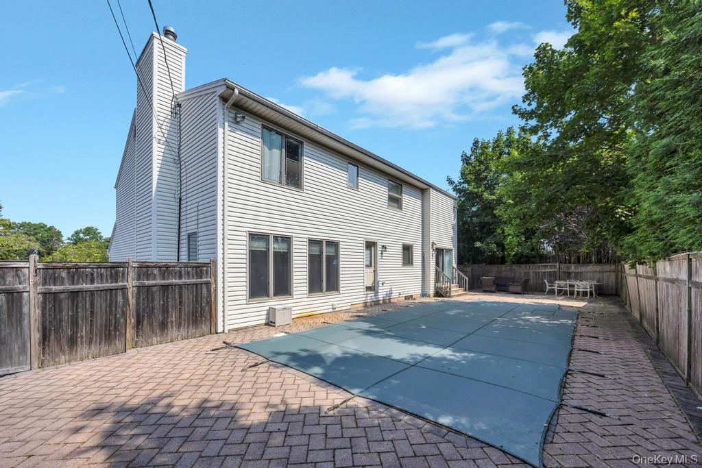 34 Gloria Place