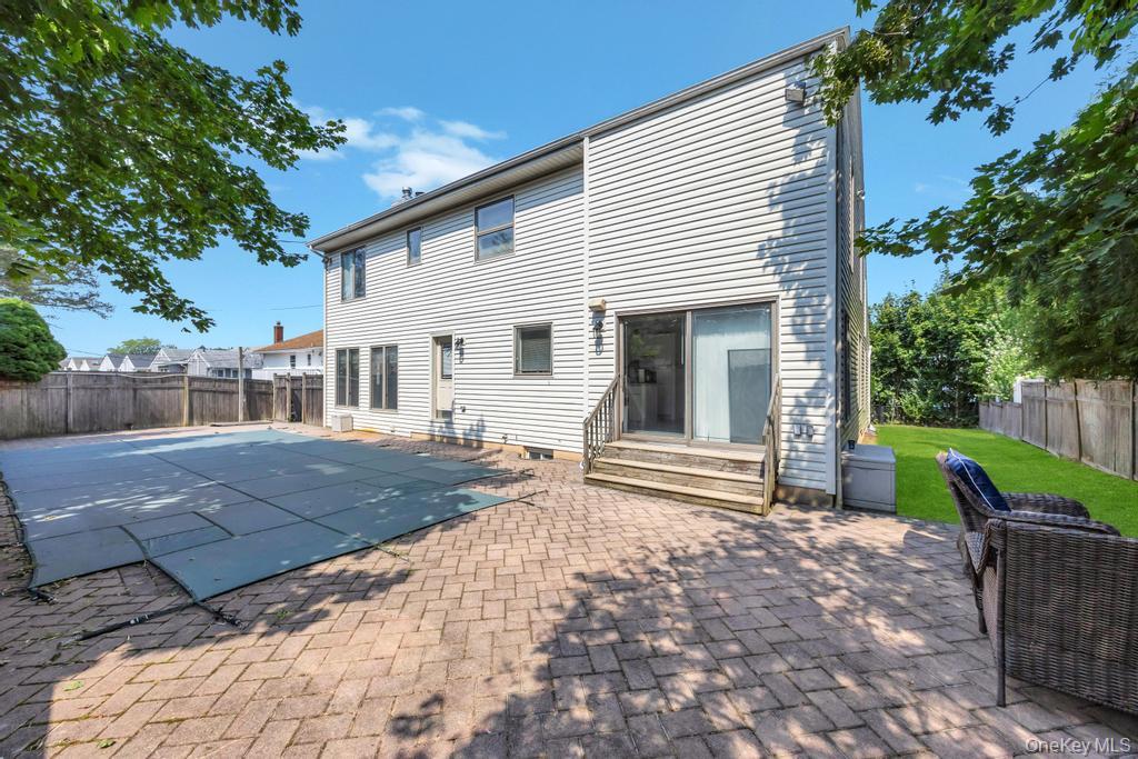 34 Gloria Place
