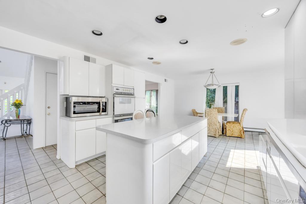 34 Gloria Place