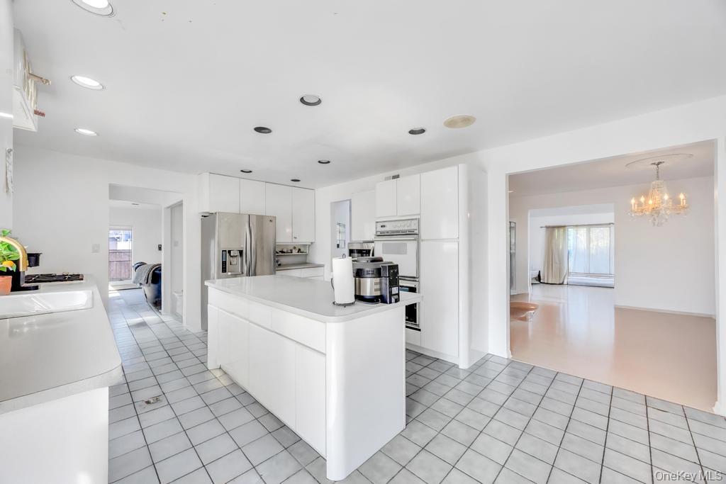 34 Gloria Place
